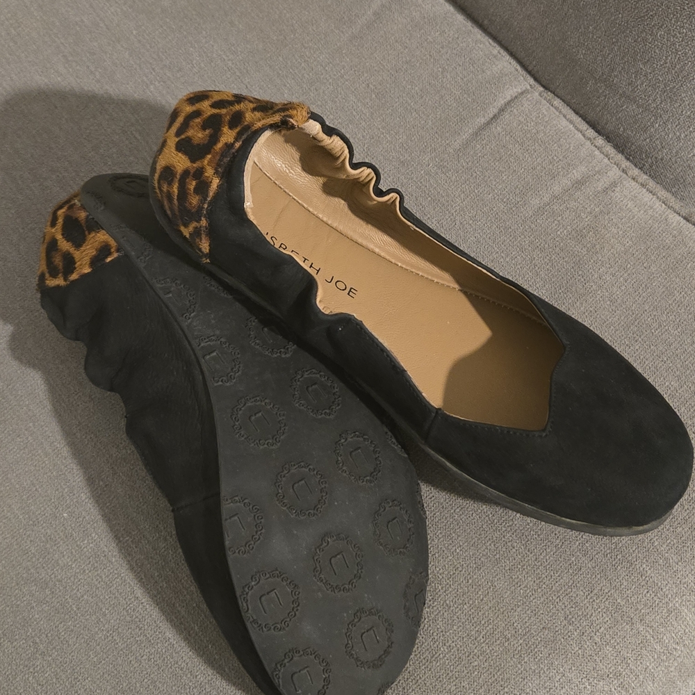 Lisbeth Joe Flats